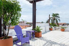 Fantastic 5BR House With AC in Cartagena