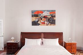 Fantastic 5BR House With AC in Cartagena