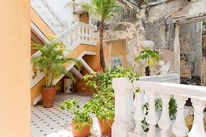Fantastic 5BR House With AC in Cartagena