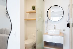 w Lovely Loft With Balcony in Crespo