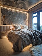 The Hideaway at Higher Longtail