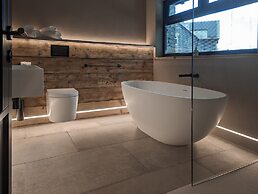 The Hideaway at Higher Longtail