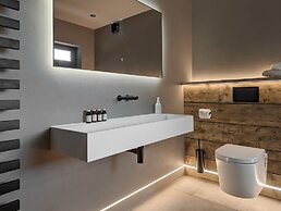 The Hideaway at Higher Longtail