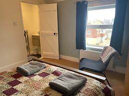 Large Family Getaways Metres From the Beach