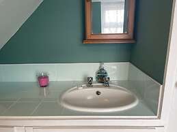 Large Family Getaways Metres From the Beach