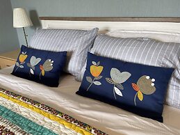 Large Family Getaways Metres From the Beach