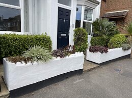 Large Family Getaways Metres From the Beach