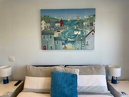 Contemporary Beachfront Bungalow With Direct Access to the Sea