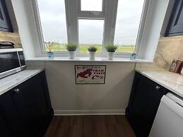 Exquisite Beachfront Residence With Luxurious Interiors The Cozy Clam 