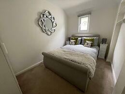 Exquisite Beachfront Residence With Luxurious Interiors The Cozy Clam 