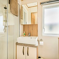 Your Ultimate Holiday Rental at Pevensey Bay