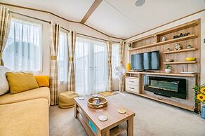 Your Ultimate Holiday Rental at Pevensey Bay