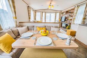 Your Ultimate Holiday Rental at Pevensey Bay