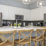 Wonderful 12b11 5bath Bella Vida Resort