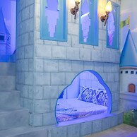 Wonderful 12b11 5bath Bella Vida Resort