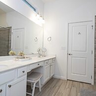 Wonderful 12b11 5bath Bella Vida Resort