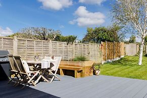 Renovated Home for 8 Canal Walk to Chichester
