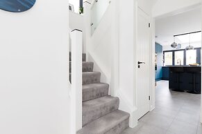 Renovated Home for 8 Canal Walk to Chichester