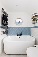 Renovated Home for 8 Canal Walk to Chichester