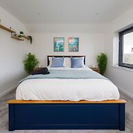 Renovated Home for 8 Canal Walk to Chichester