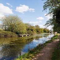 Renovated Home for 8 Canal Walk to Chichester