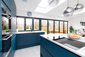 Renovated Home for 8 Canal Walk to Chichester