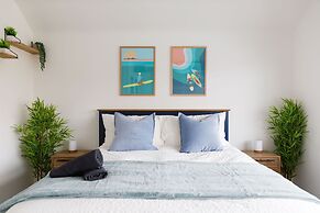 Renovated Home for 8 Canal Walk to Chichester