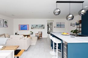 Renovated Home for 8 Canal Walk to Chichester