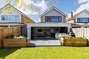 Renovated Home for 8 Canal Walk to Chichester