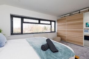 Renovated Home for 8 Canal Walk to Chichester