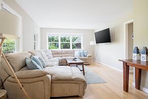 Glendale by Rove 5BR w Outdoor Space Heated Pool