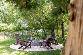 Glendale by Rove 5BR w Outdoor Space Heated Pool