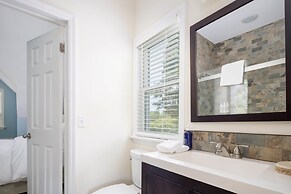 Glendale by Rove 5BR w Outdoor Space Heated Pool