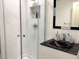 Harbor by Rove Travel 4BR Heated Pool BBQ