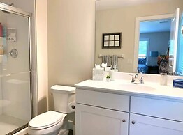 Harbor by Rove Travel 4BR Heated Pool BBQ