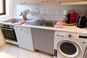 Coquelicot Delightful 1 Bedroom Apt Near Eiffel Tower