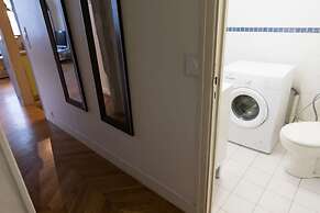 Sunny Dussoubs I Unique 1-br Loft in Montorgueil