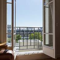 Eiffel Park Peaceful 1 Bedroom Apt Near the Eiffel Tower