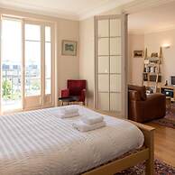 Eiffel Park Peaceful 1 Bedroom Apt Near the Eiffel Tower