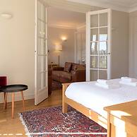 Eiffel Park Peaceful 1 Bedroom Apt Near the Eiffel Tower