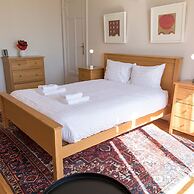 Eiffel Park Peaceful 1 Bedroom Apt Near the Eiffel Tower