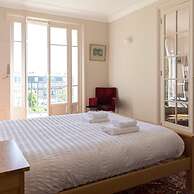 Eiffel Park Peaceful 1 Bedroom Apt Near the Eiffel Tower