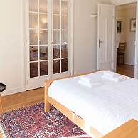 Eiffel Park Peaceful 1 Bedroom Apt Near the Eiffel Tower