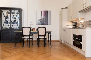 Monceau Chic I Charming 1 Bed Apt in the 8th