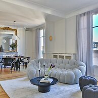 Design Passy Terrace 2 Bedroom Apt With Balcony in Paris