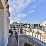Design Passy Terrace 2 Bedroom Apt With Balcony in Paris