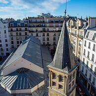Design Passy Terrace 2 Bedroom Apt With Balcony in Paris