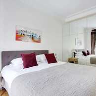 Eiffel Market Charming 2 Bed Apt Near Invalides