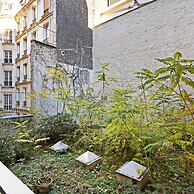 Modern Brunel Classic 1 Bed Apt With Balcony in Paris