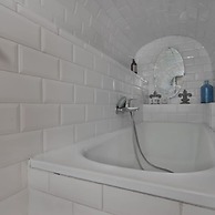 Classy Bourgeois Chic 2 Bedroom Apt in Le Marais